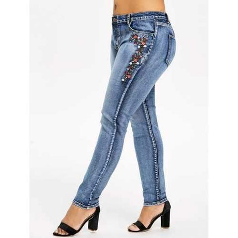 Plus Size Embroidered Light Wash Jeans - Denim Blue 2x