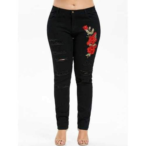 Plus Size Embroidery Frayed Jeans - Black 2x